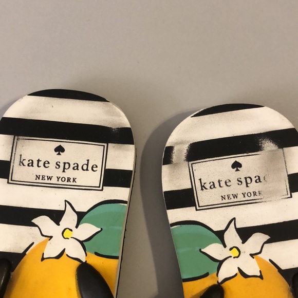 KATE SPADE Flip Flops - Picture 3 of 6